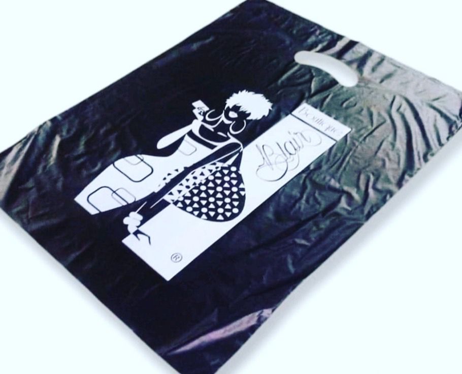 Kesa — crna sa belim otiskom